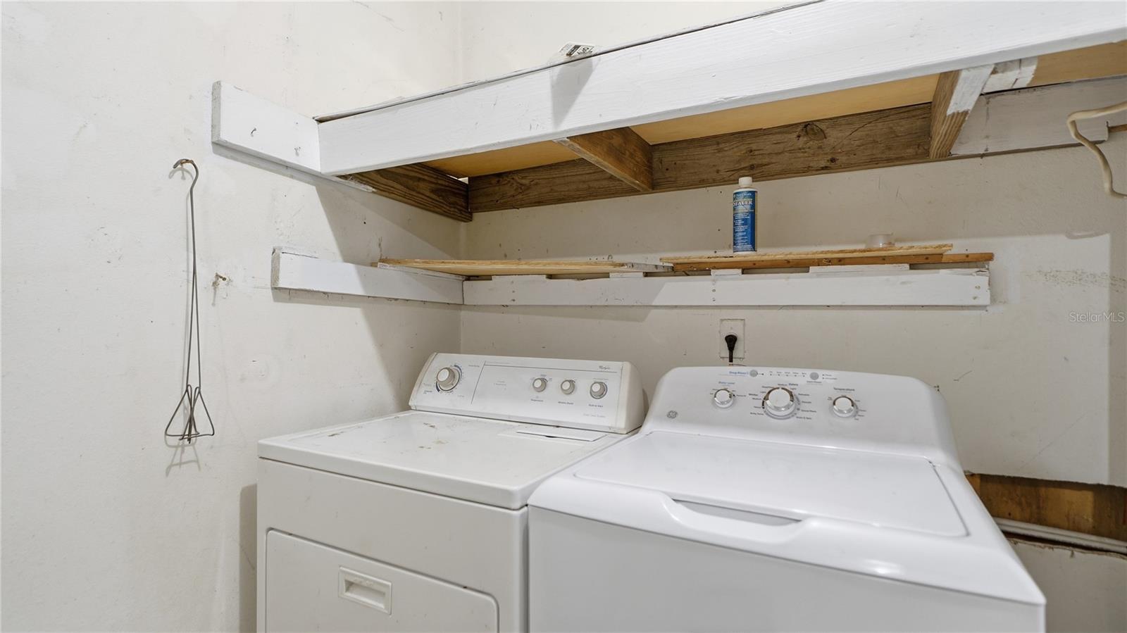 Image 26 of 50 For 350 Sunset Drive