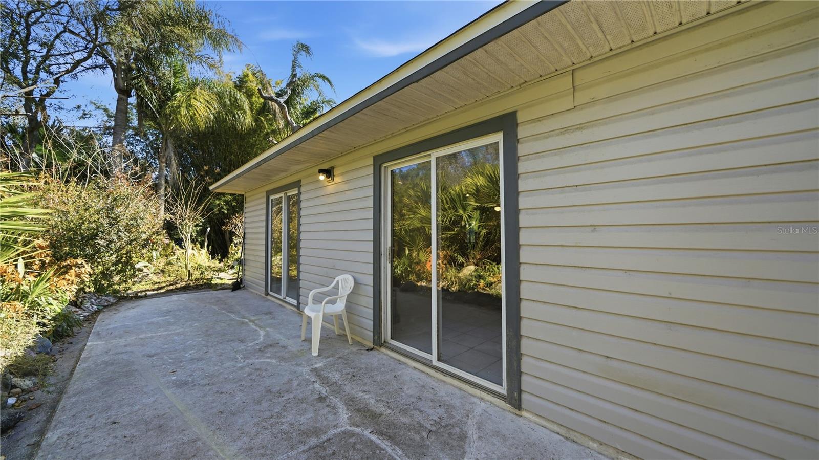 Image 27 of 50 For 350 Sunset Drive