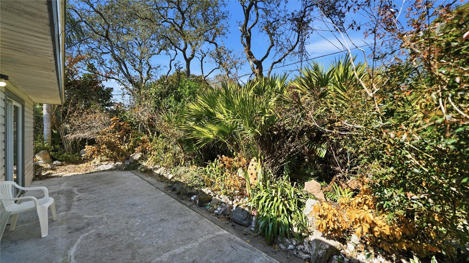 Image 28 of 50 For 350 Sunset Drive