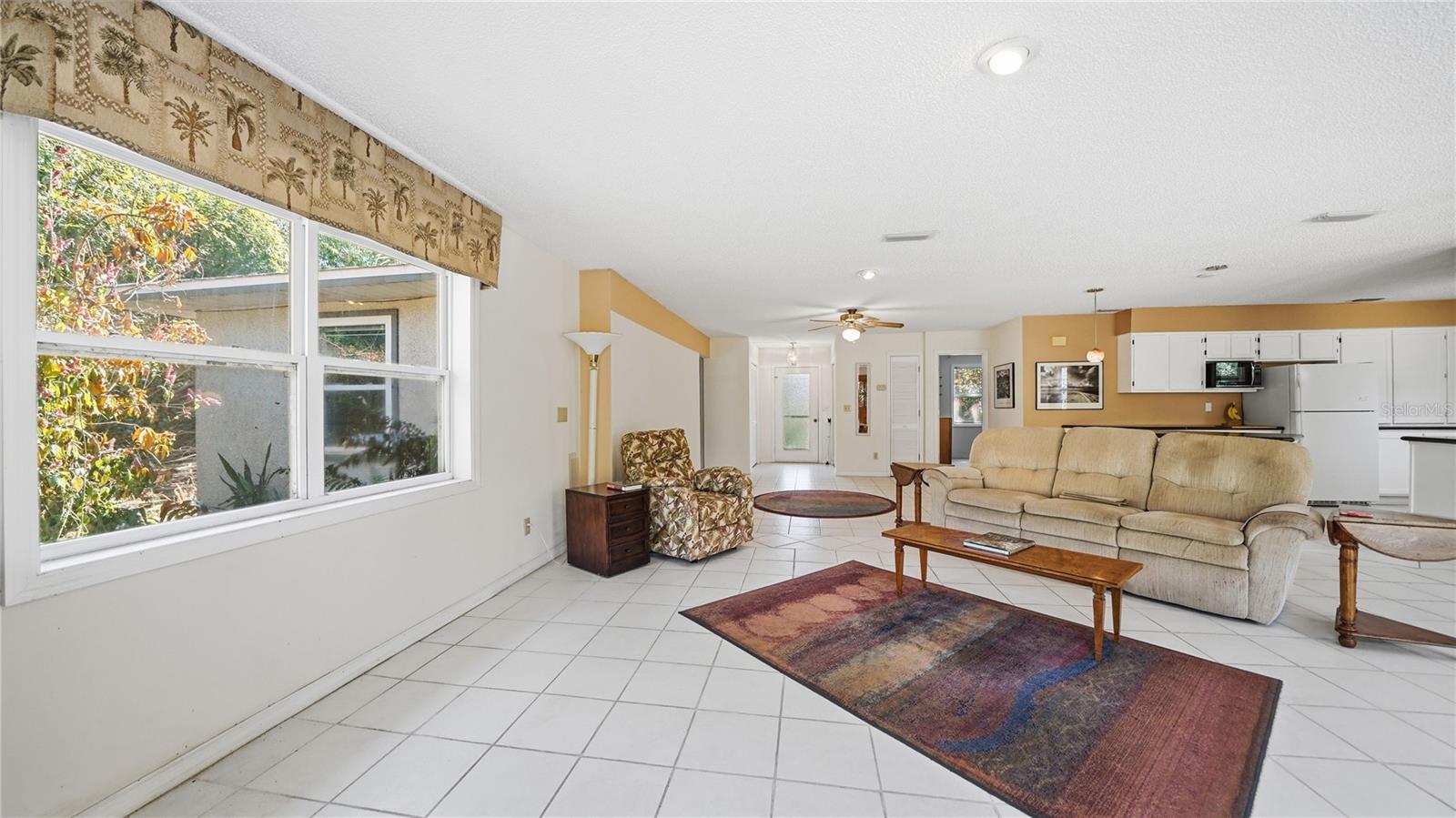 Image 8 of 50 For 350 Sunset Drive