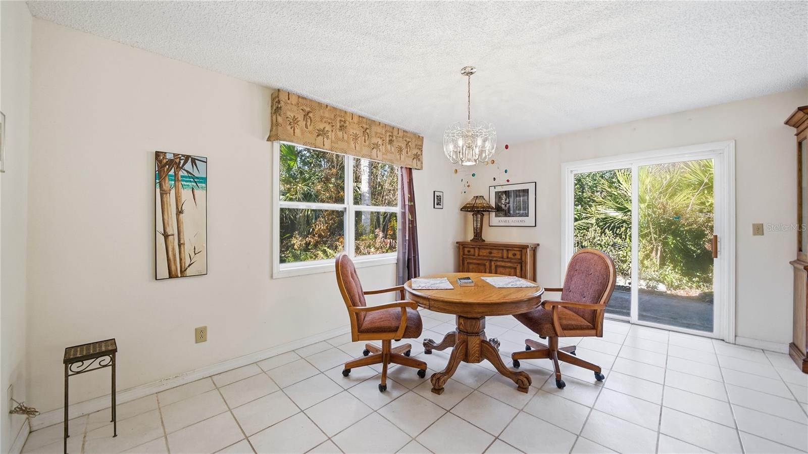 Image 9 of 50 For 350 Sunset Drive