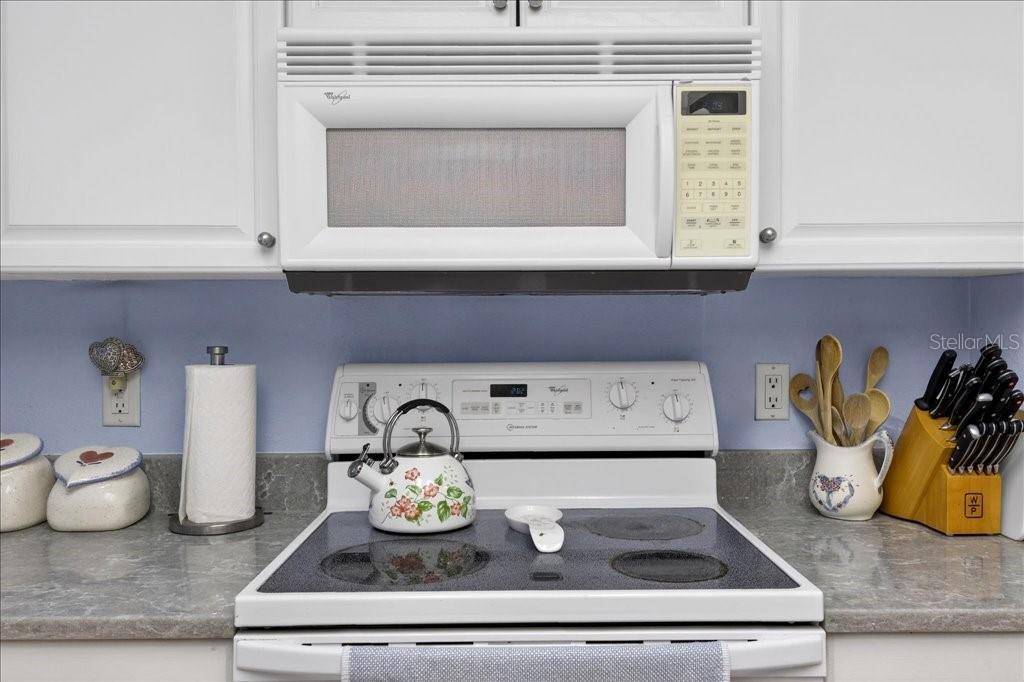 Image 23 of 42 For 46 Fleming Court