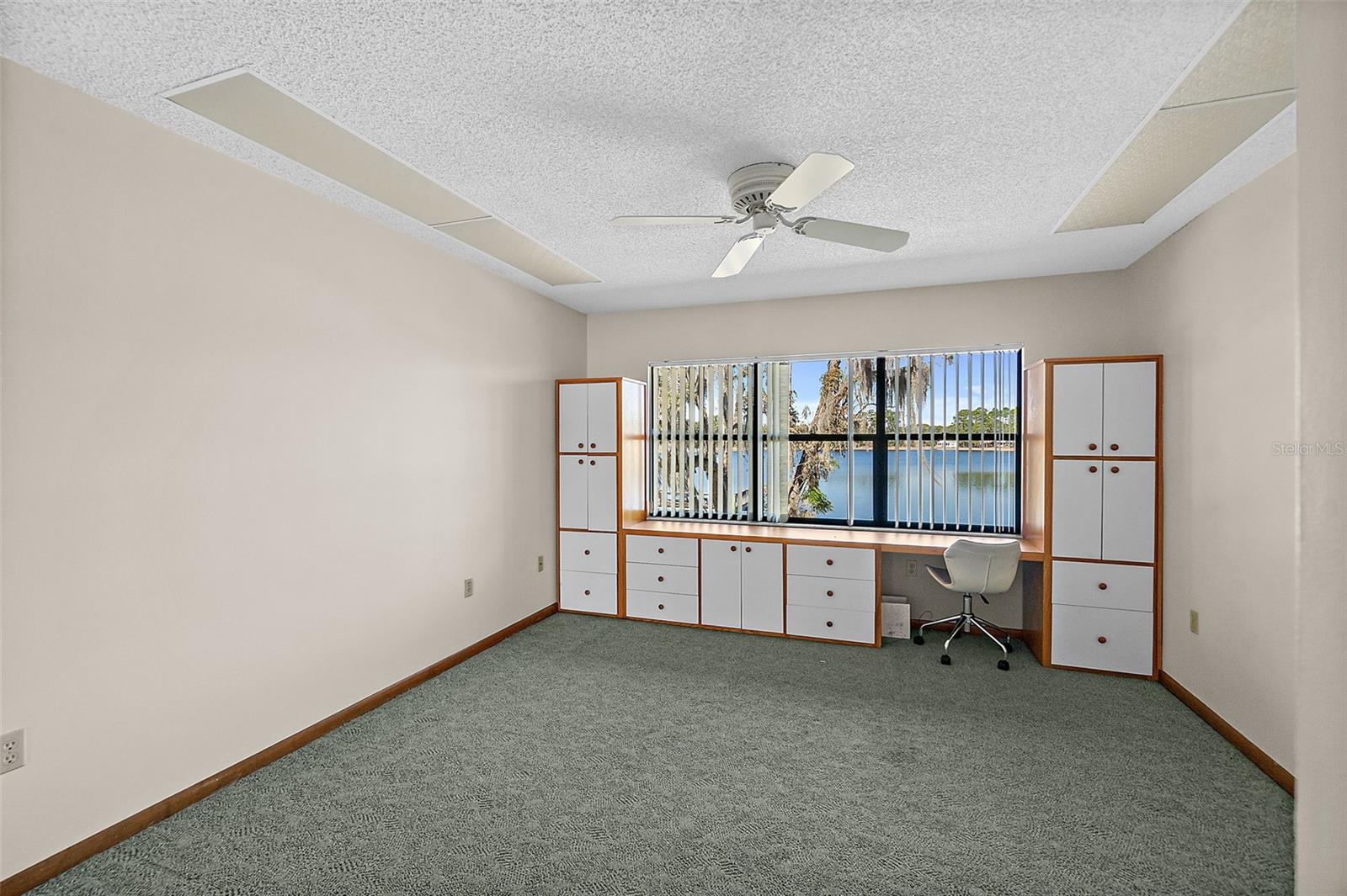 Image 23 of 48 For 127 Eagles Nest Lane