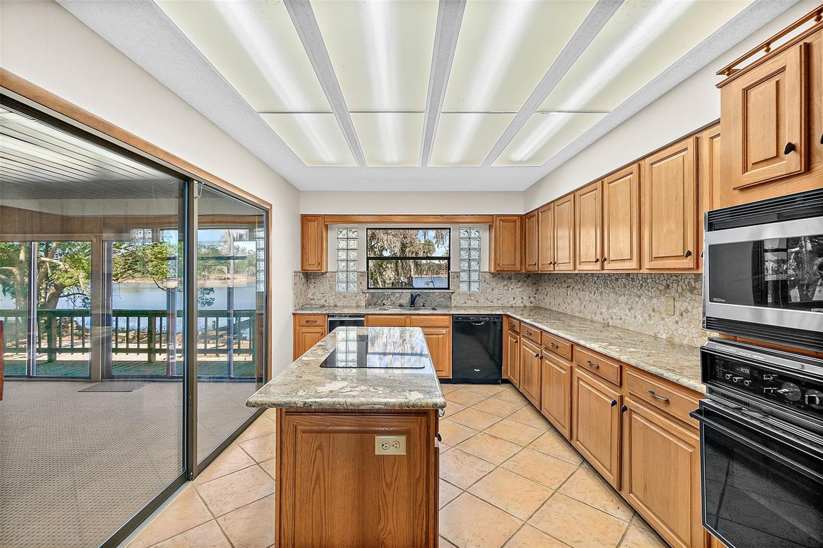 Image 9 of 48 For 127 Eagles Nest Lane