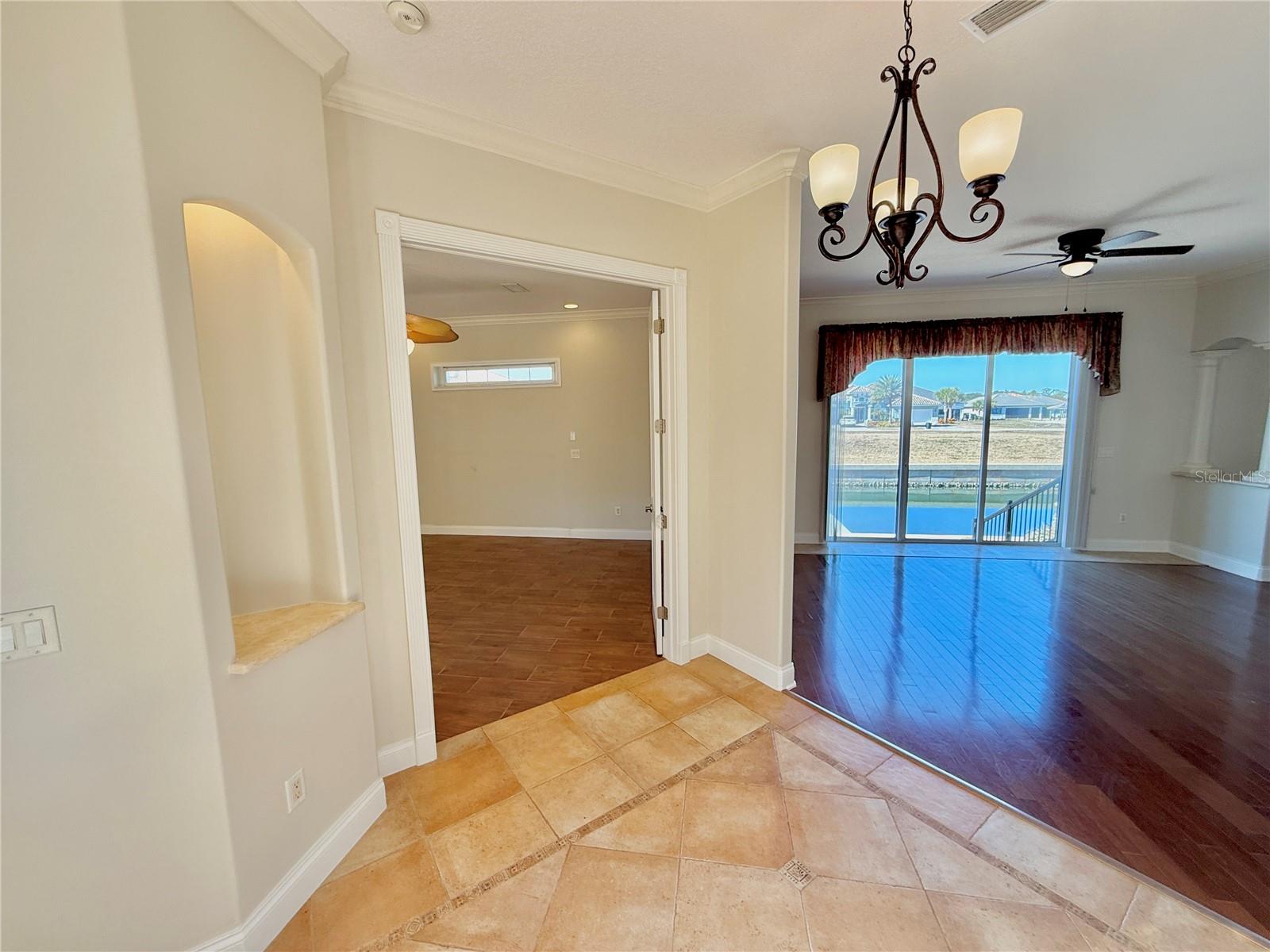 Image 10 of 83 For 88 Hidden Cove