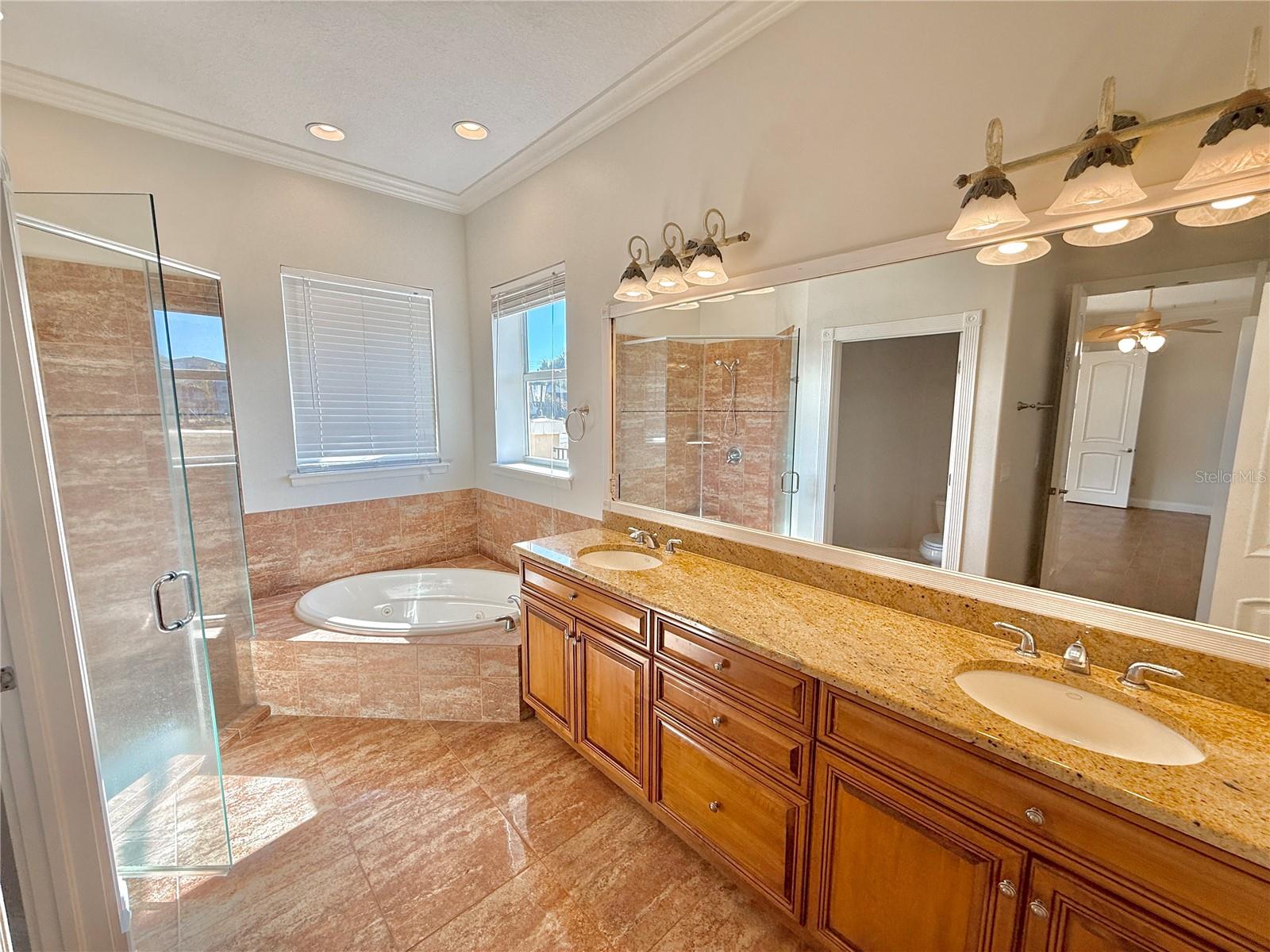 Image 15 of 83 For 88 Hidden Cove