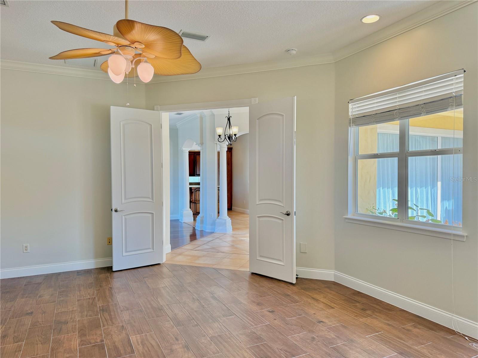 Image 21 of 83 For 88 Hidden Cove