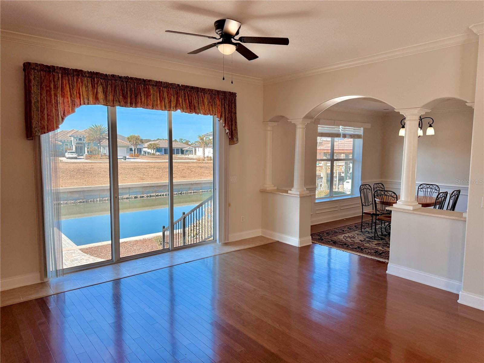 Image 23 of 83 For 88 Hidden Cove