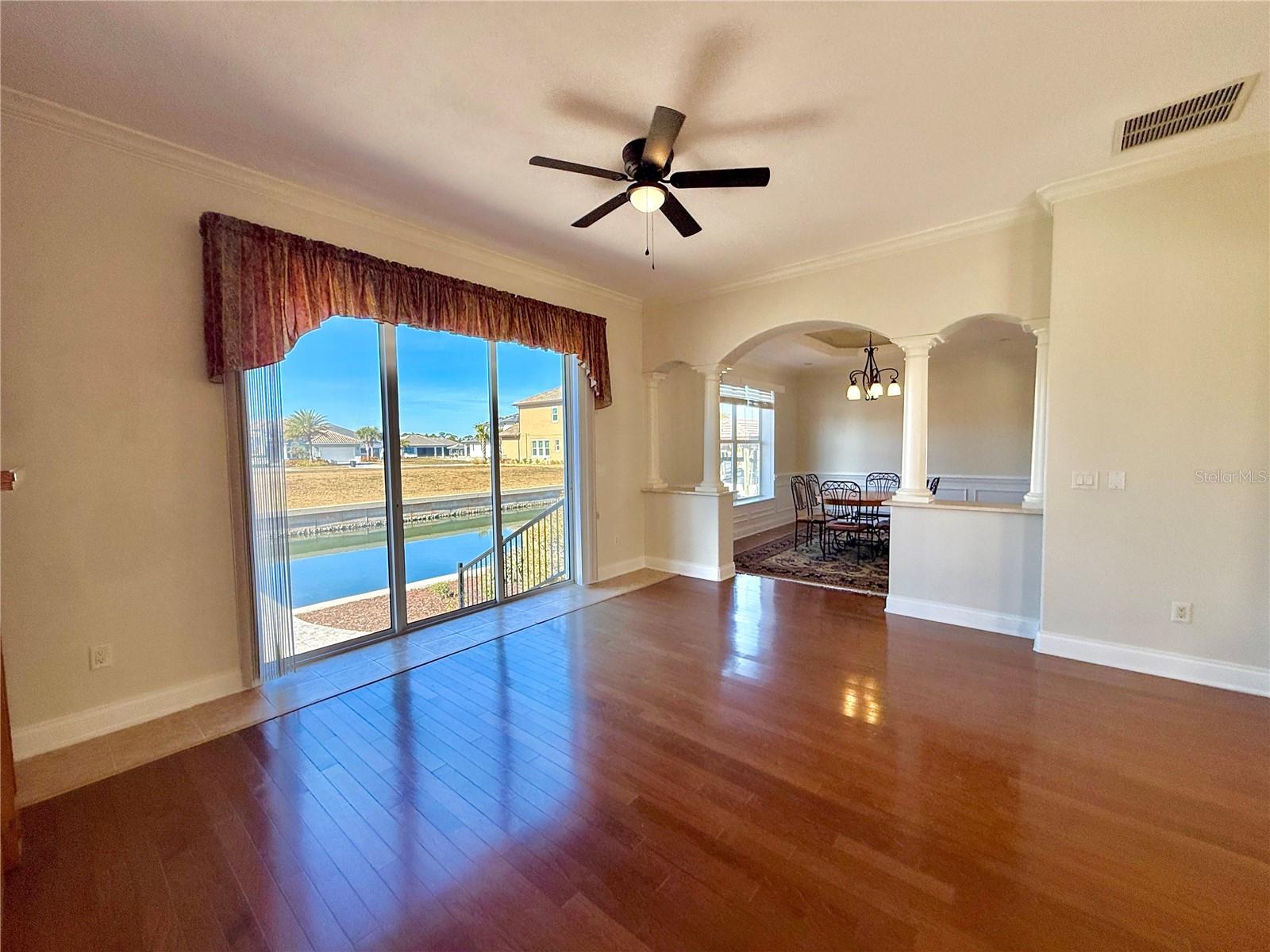 Image 27 of 83 For 88 Hidden Cove