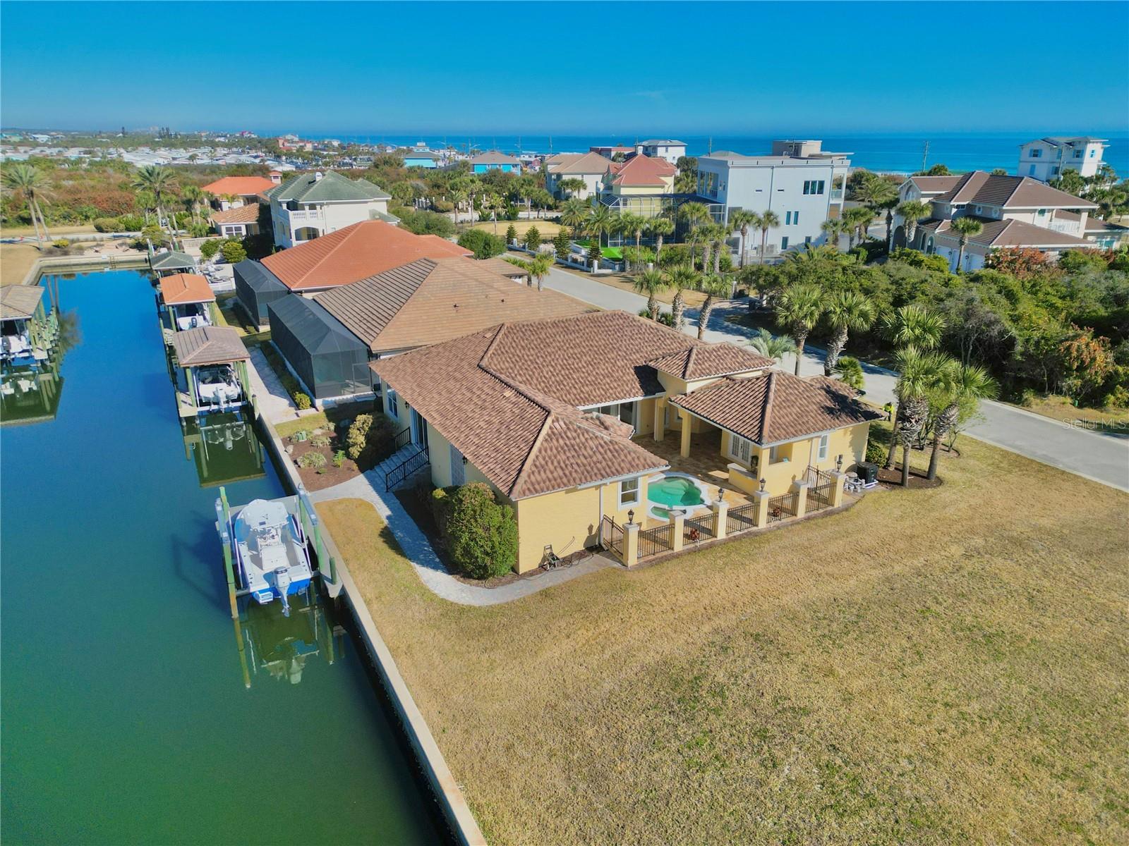 Image 3 of 83 For 88 Hidden Cove