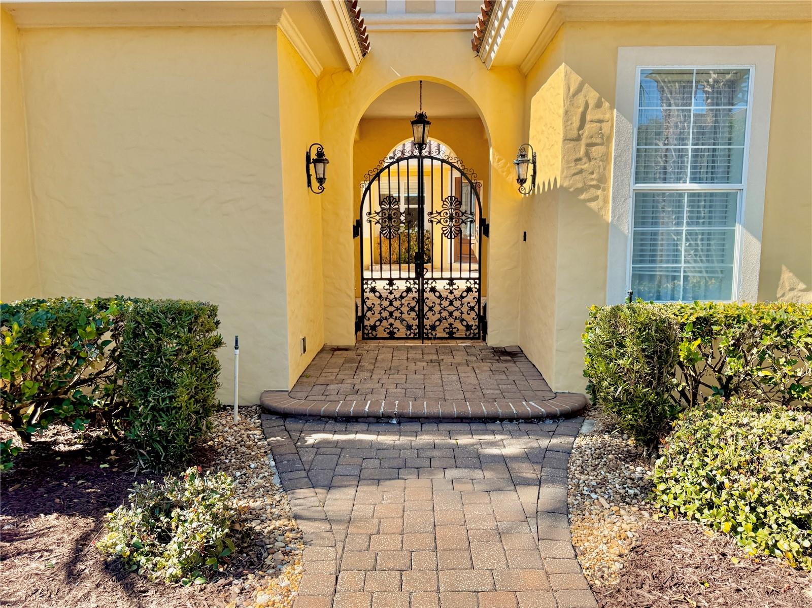 Image 4 of 83 For 88 Hidden Cove