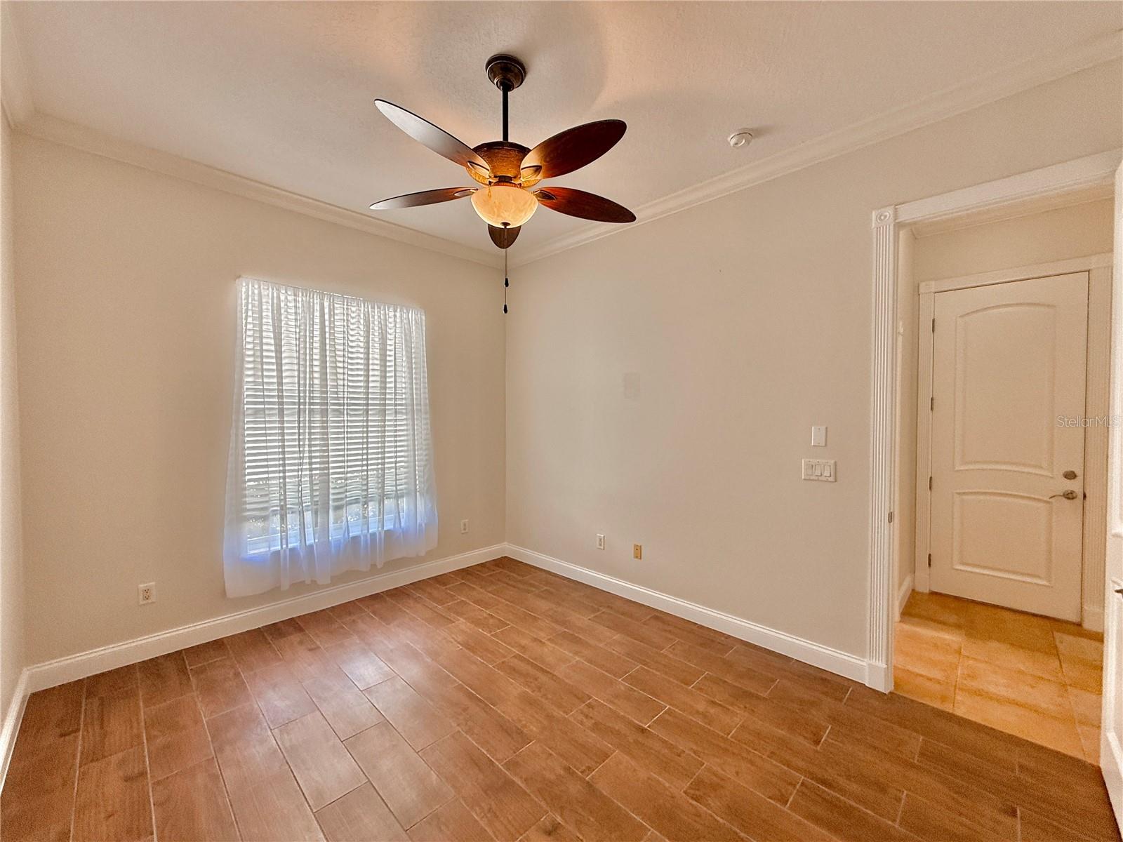 Image 45 of 83 For 88 Hidden Cove