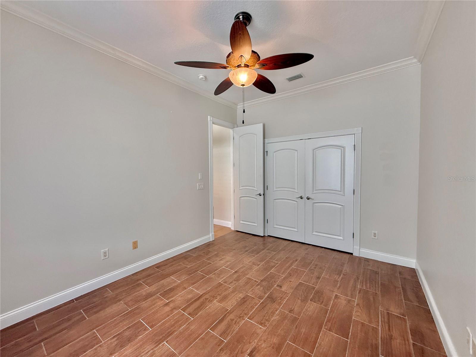 Image 46 of 83 For 88 Hidden Cove