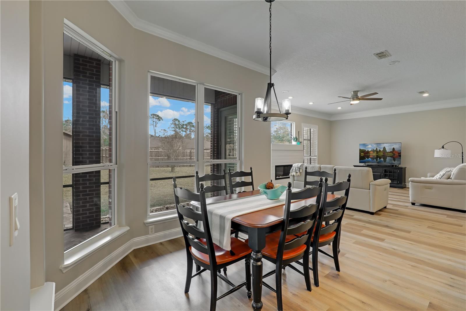 Image 40 of 70 For 182 Malley Cove Lane