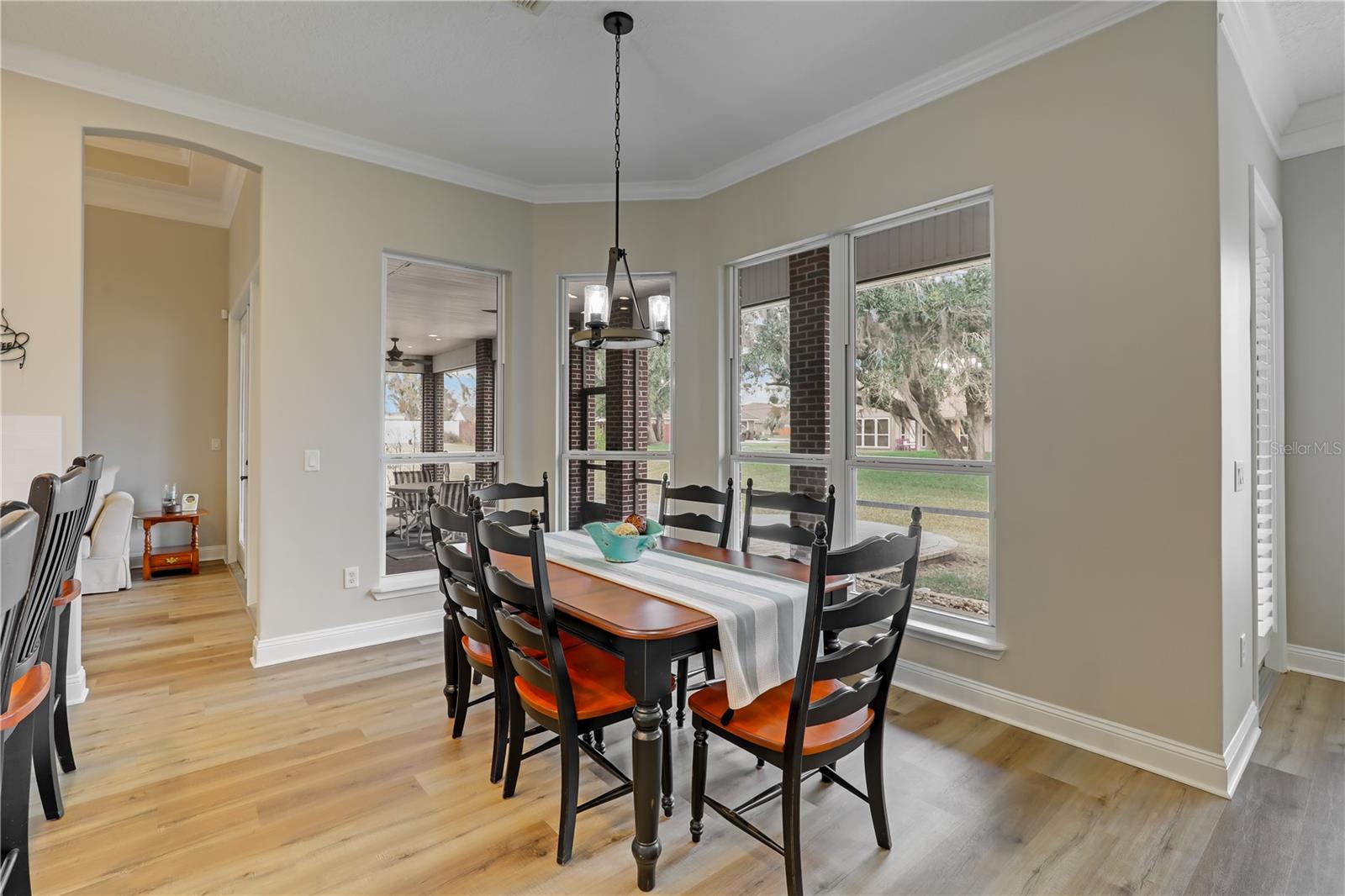 Image 41 of 70 For 182 Malley Cove Lane