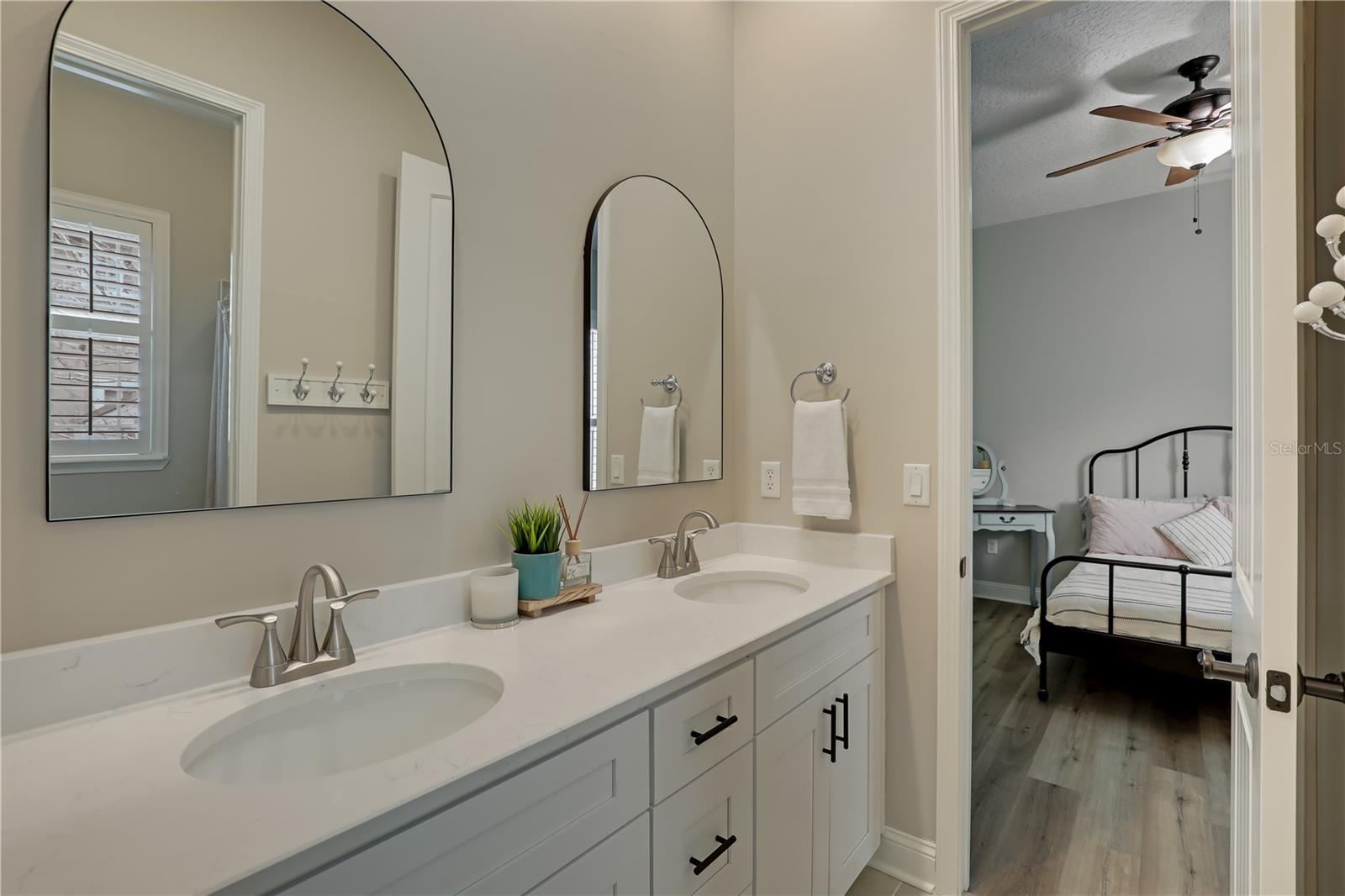 Image 47 of 70 For 182 Malley Cove Lane