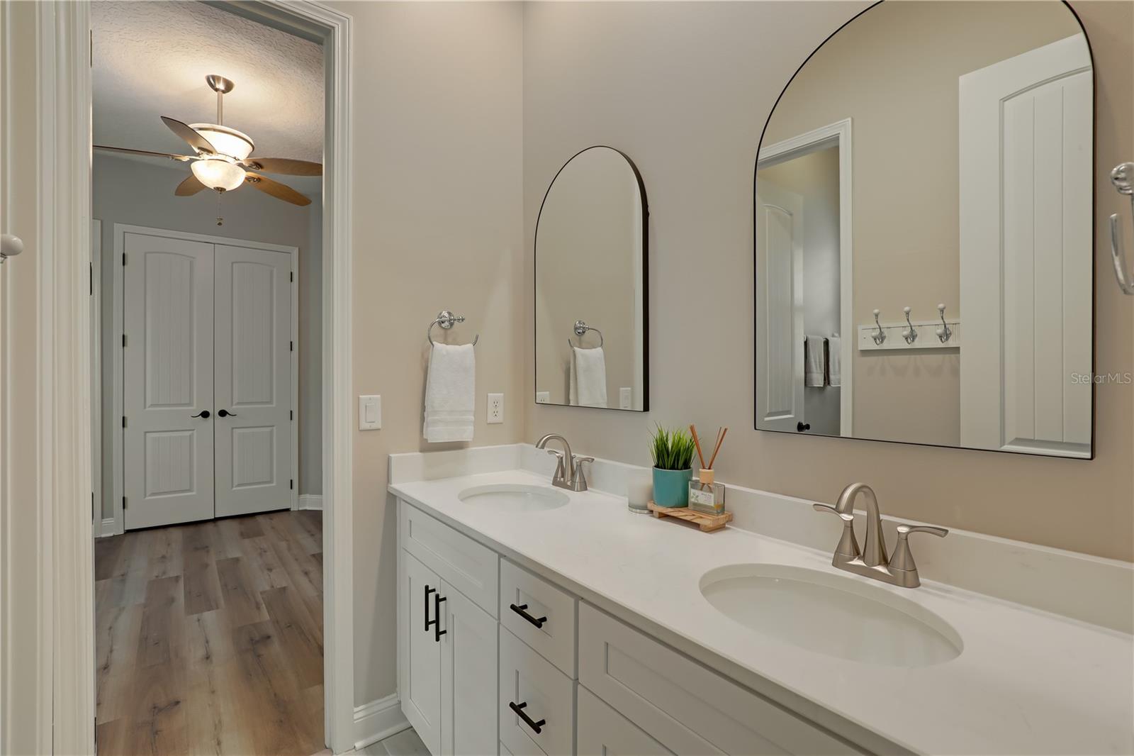 Image 49 of 70 For 182 Malley Cove Lane