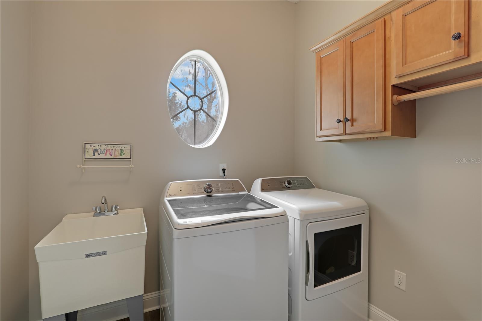 Image 52 of 70 For 182 Malley Cove Lane