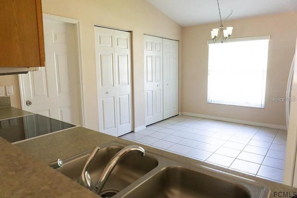 Image 3 of 10 For 4 Ricardo Place