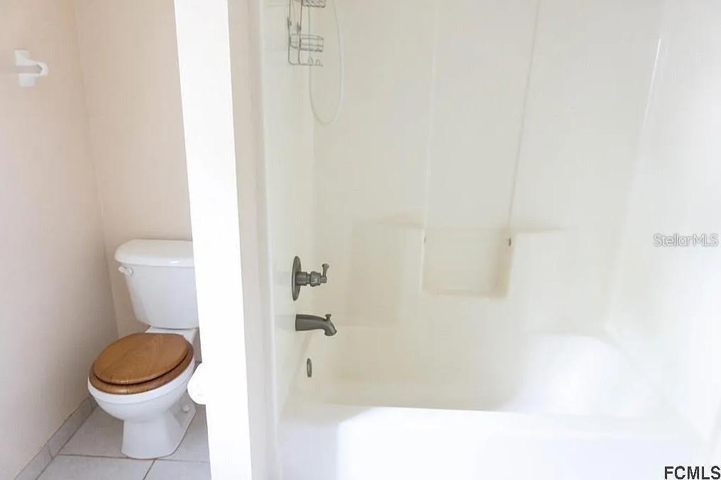 Image 8 of 10 For 4 Ricardo Place