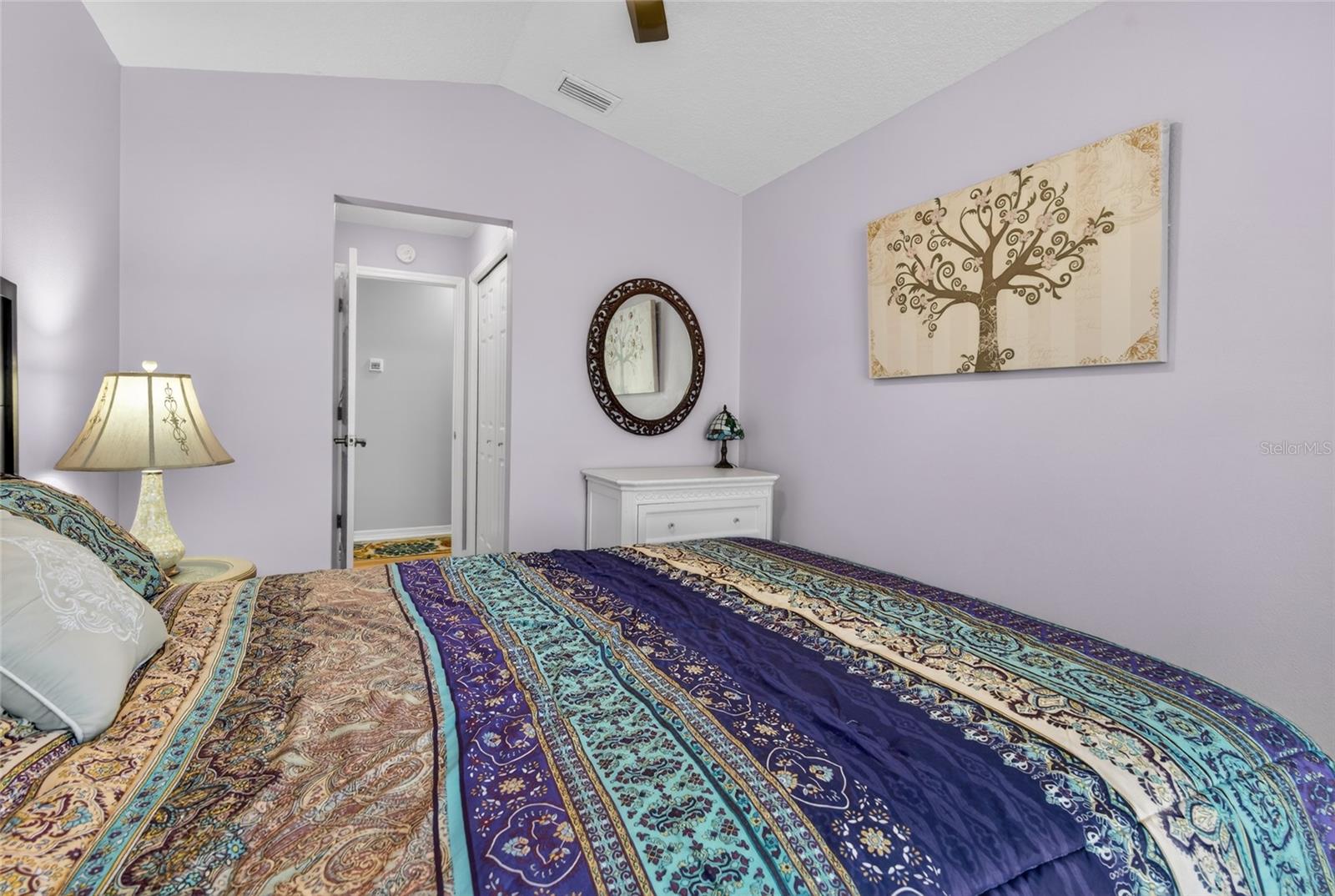 Image 28 of 37 For 5118 Royal Oak Drive