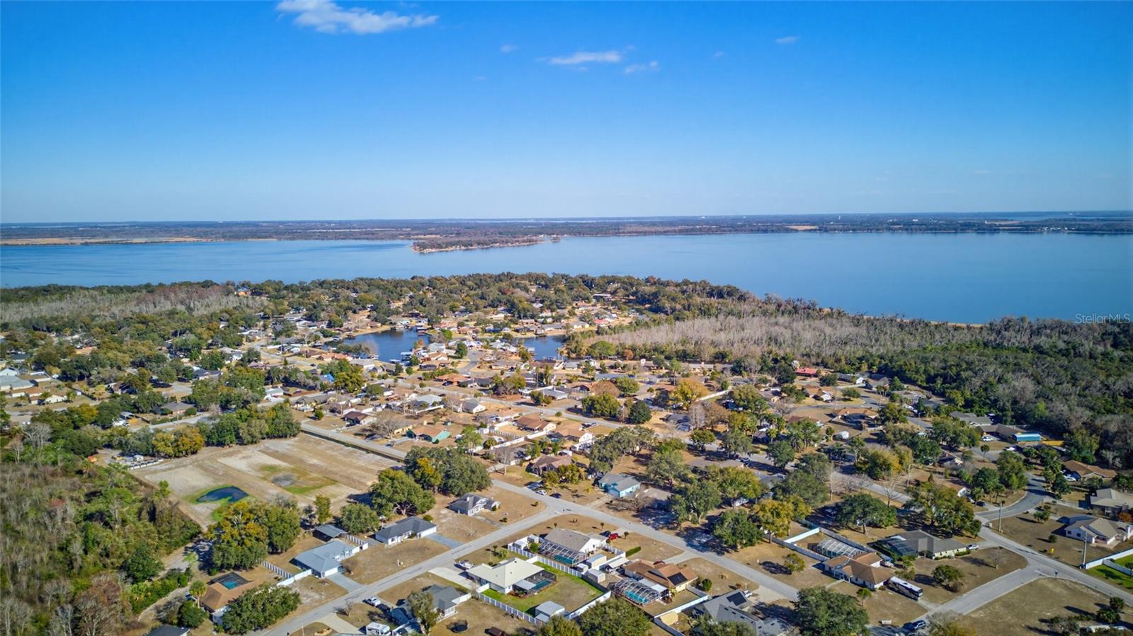 Image 8 of 37 For 5118 Royal Oak Drive