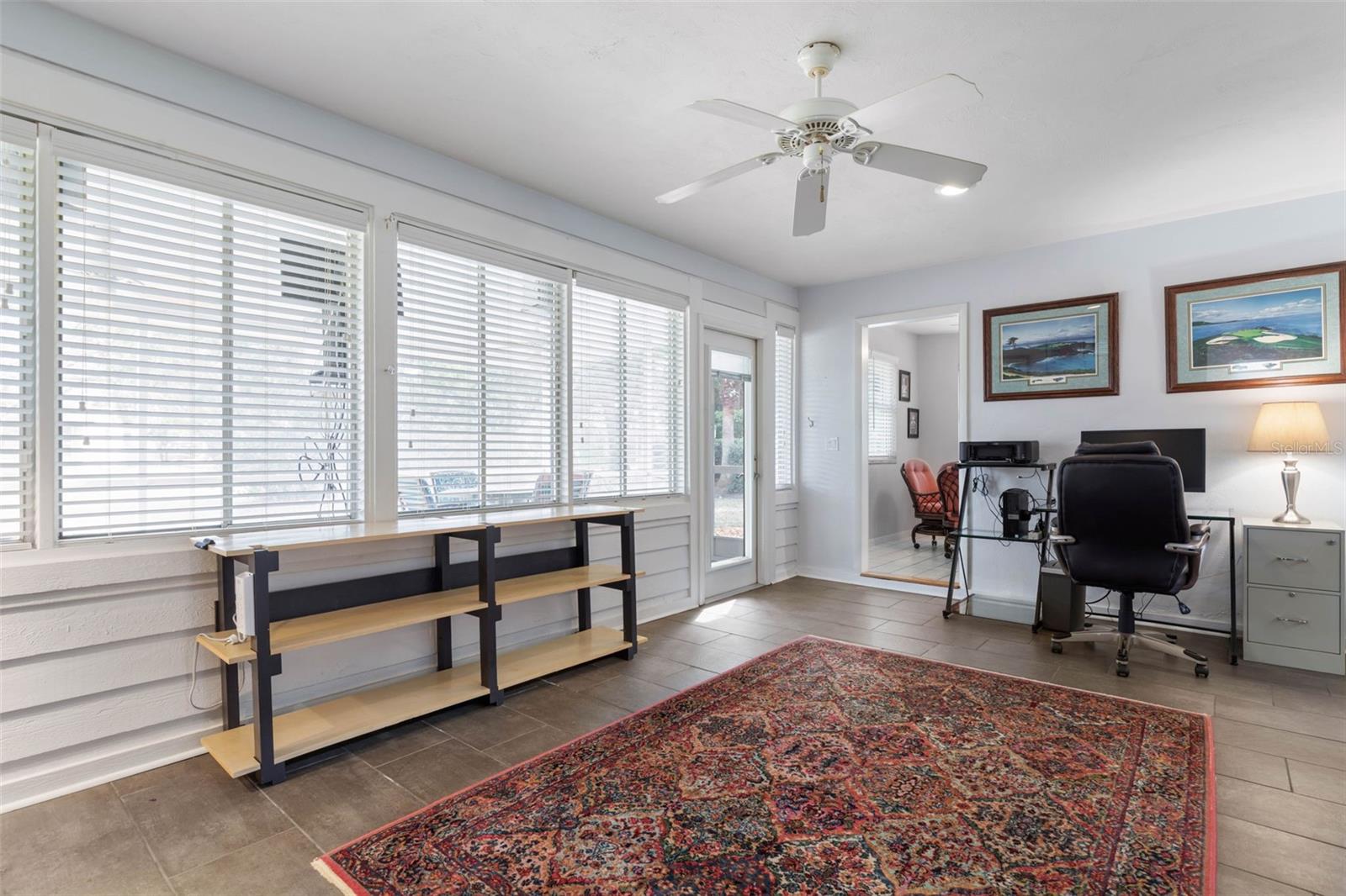 Image 10 of 100 For 60 Kingsley Circle