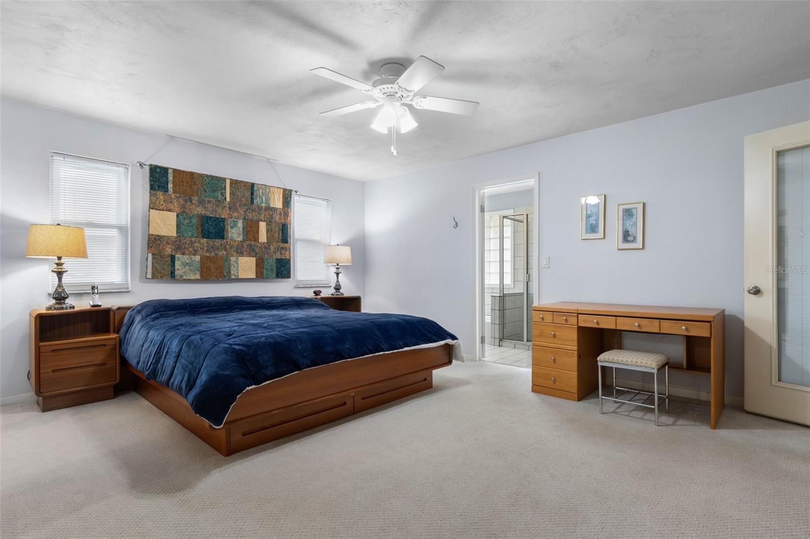 Image 26 of 100 For 60 Kingsley Circle