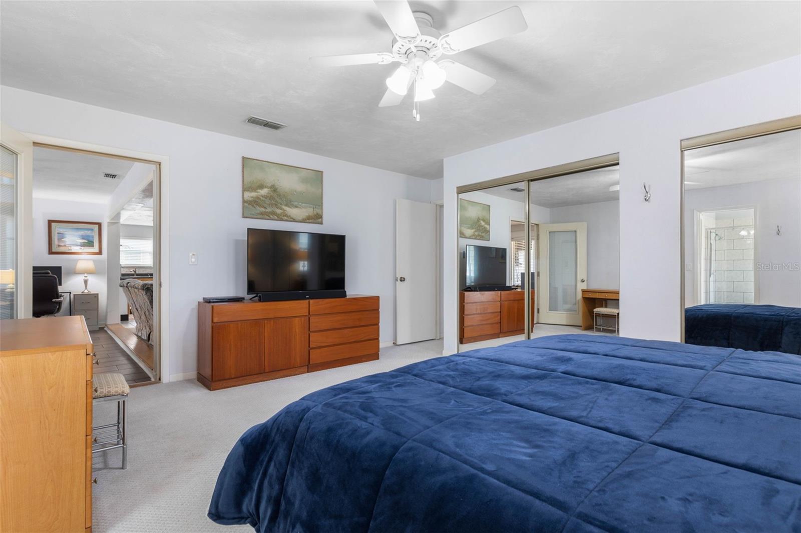 Image 28 of 100 For 60 Kingsley Circle