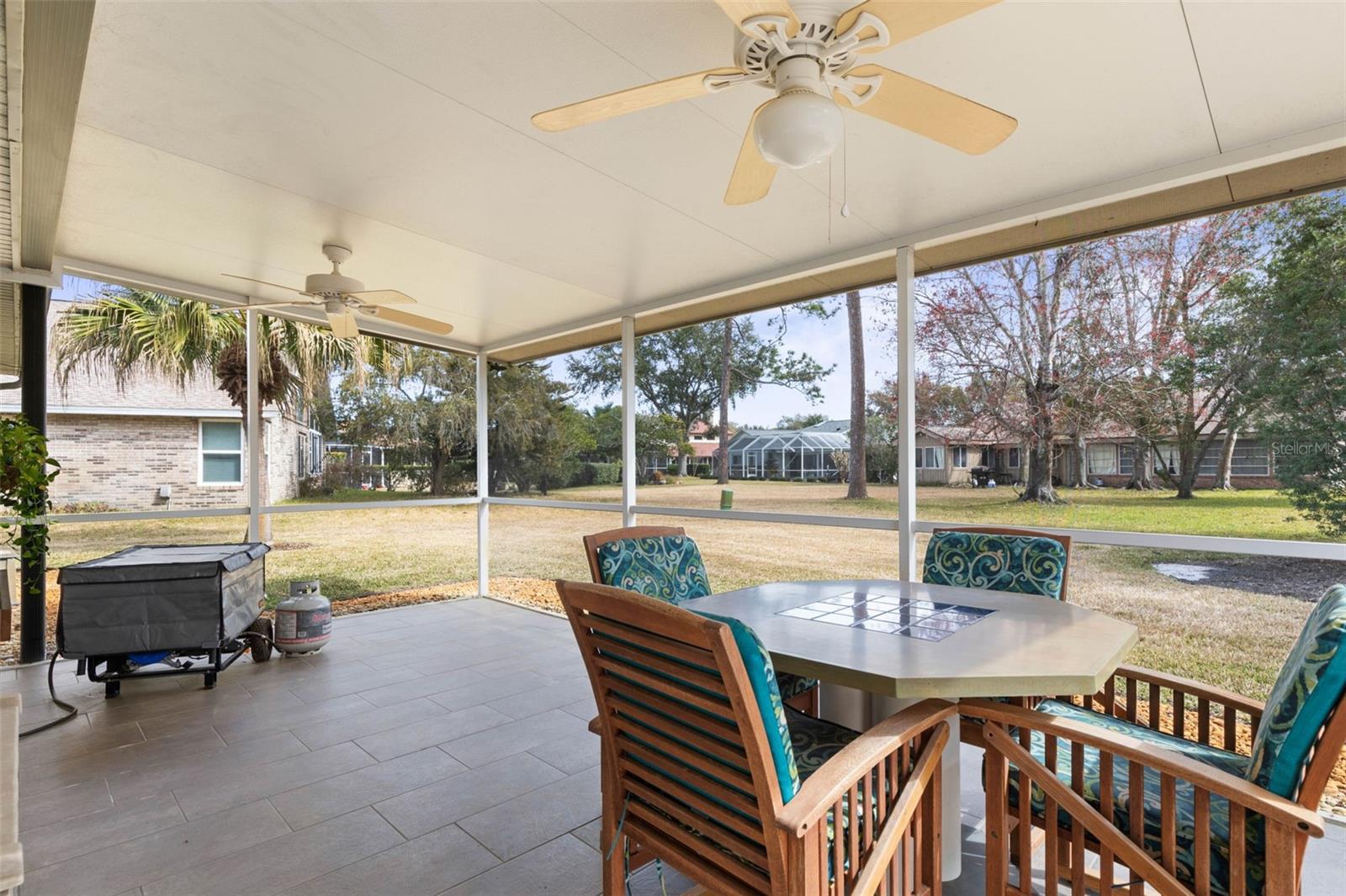 Image 41 of 100 For 60 Kingsley Circle