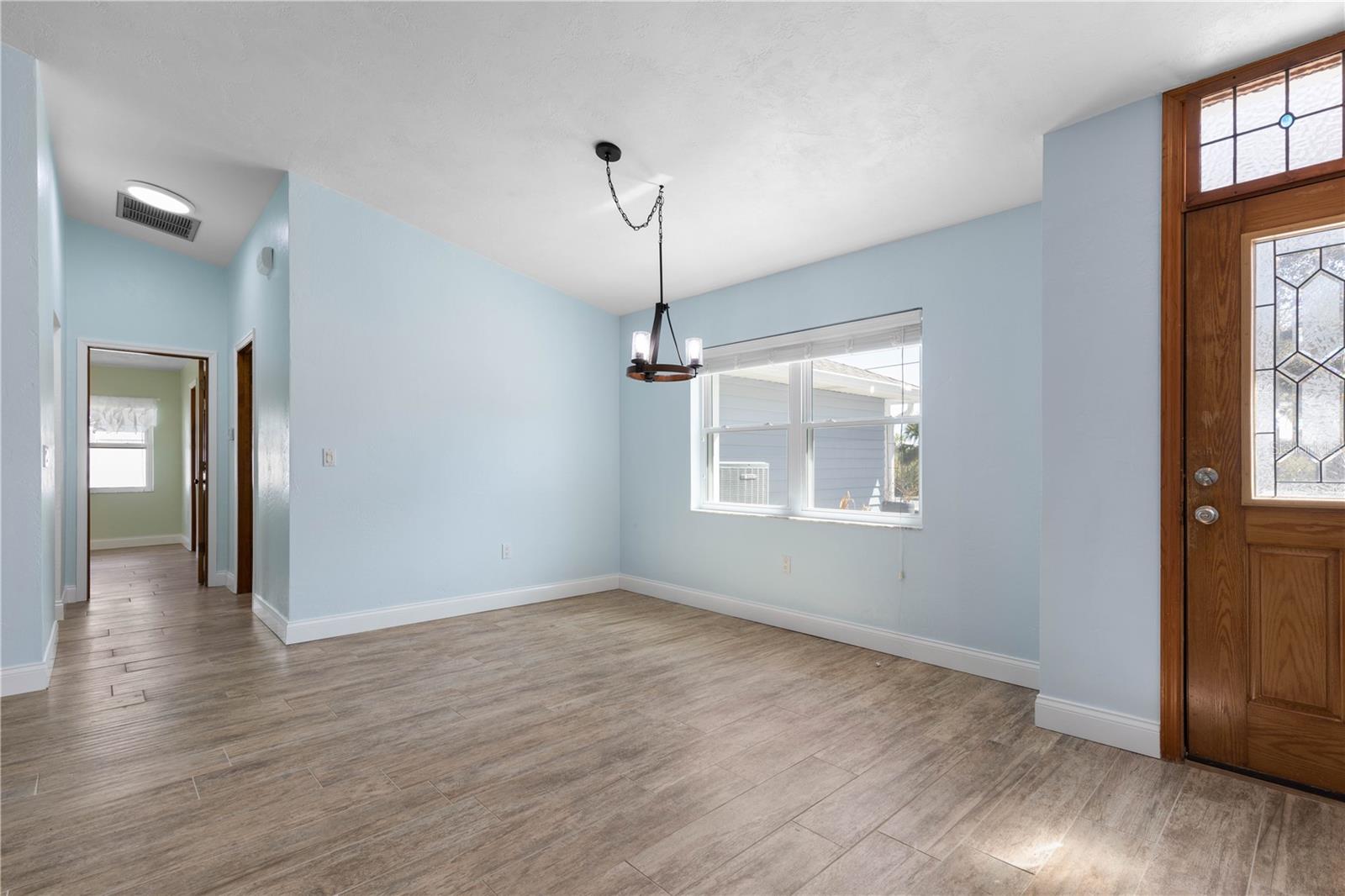 Image 12 of 70 For 491 10th Street