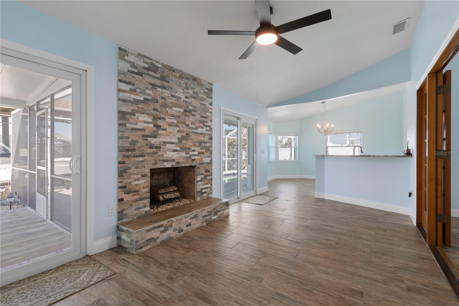 Image 14 of 70 For 491 10th Street