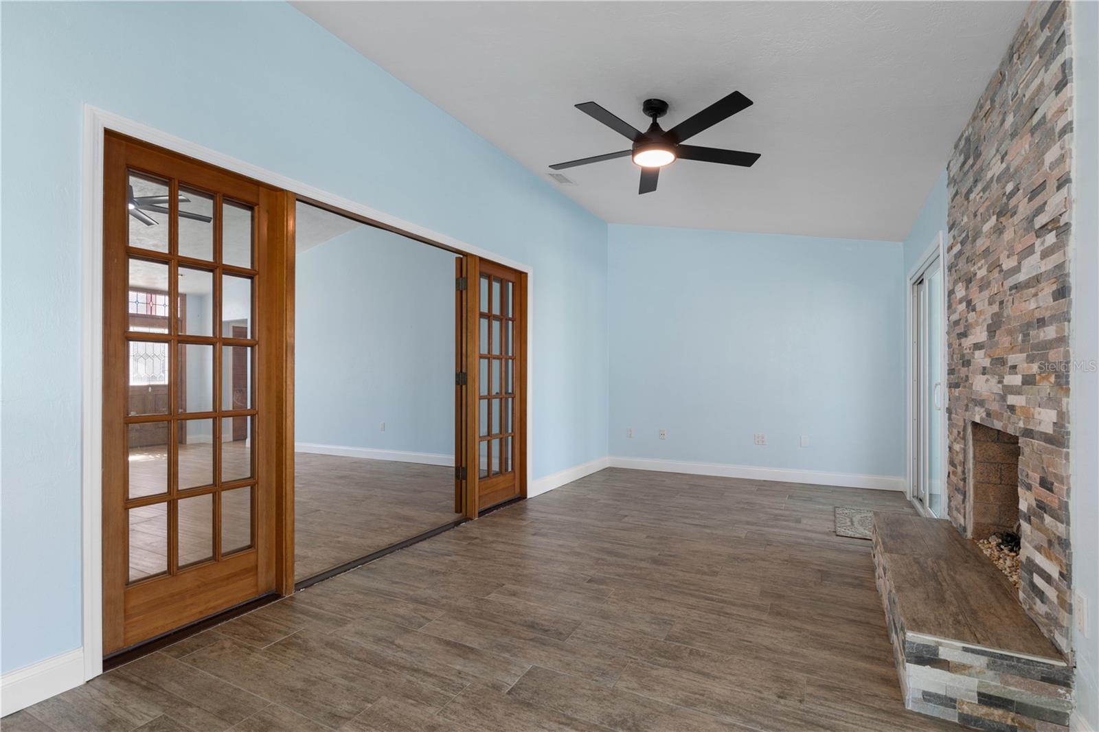 Image 15 of 70 For 491 10th Street