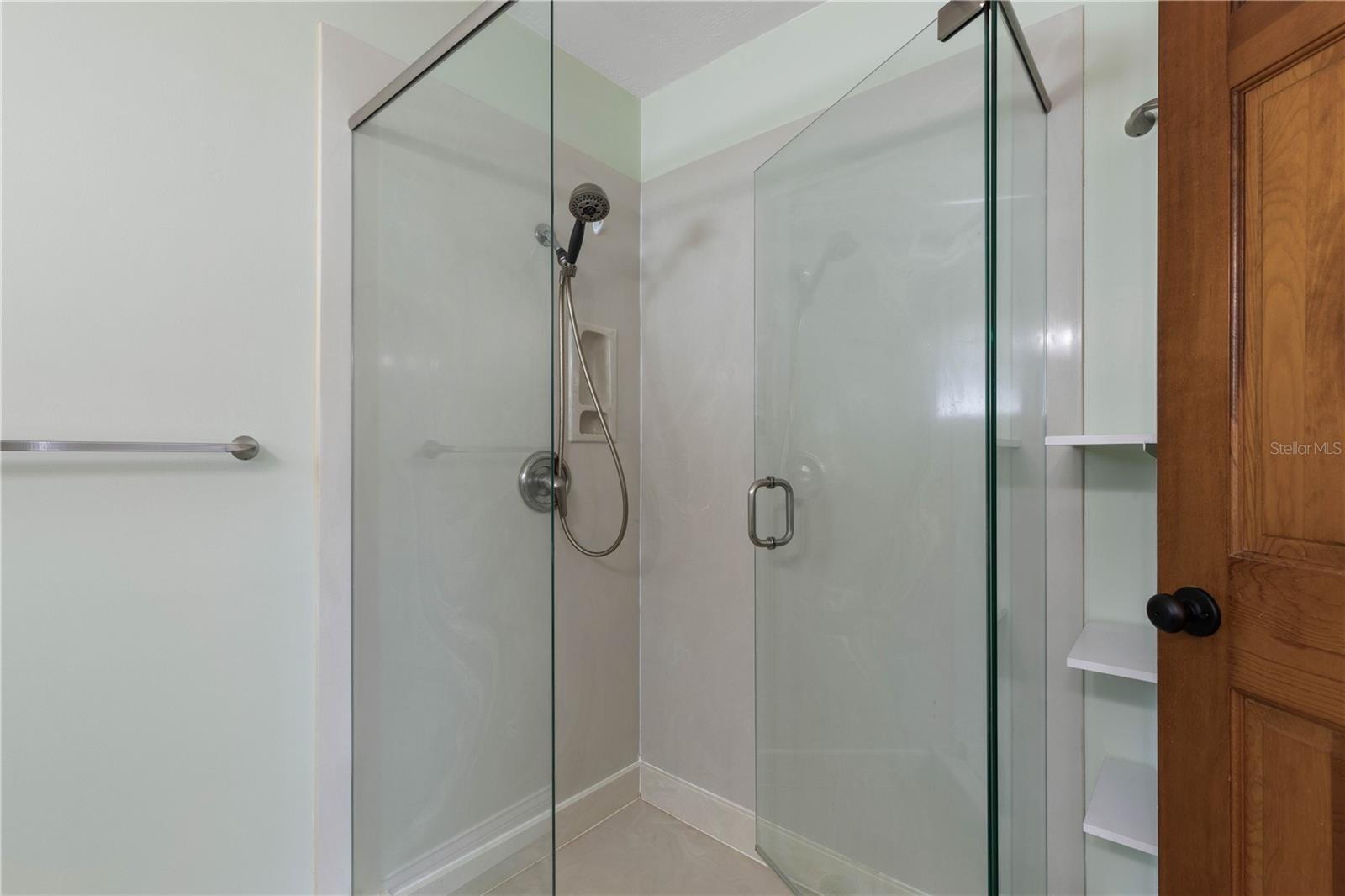 Image 28 of 70 For 491 10th Street