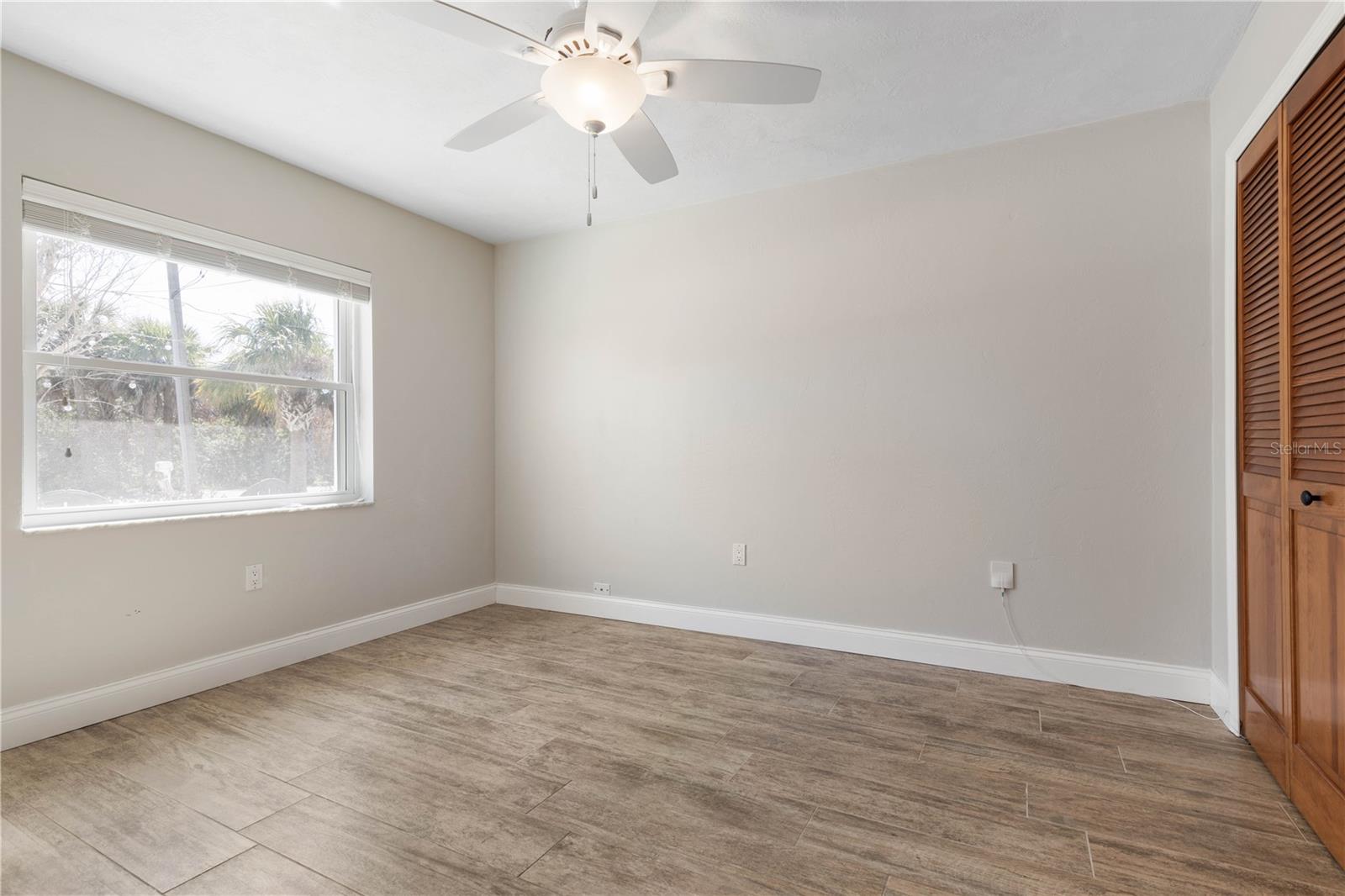 Image 30 of 70 For 491 10th Street