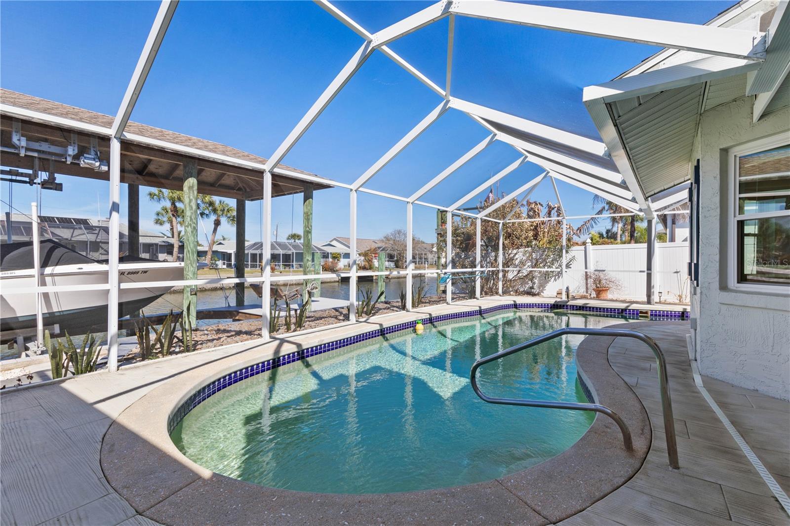 Image 4 of 70 For 491 10th Street