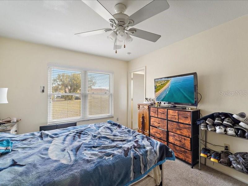 Image 8 of 8 For 2464 Shenandoah Street