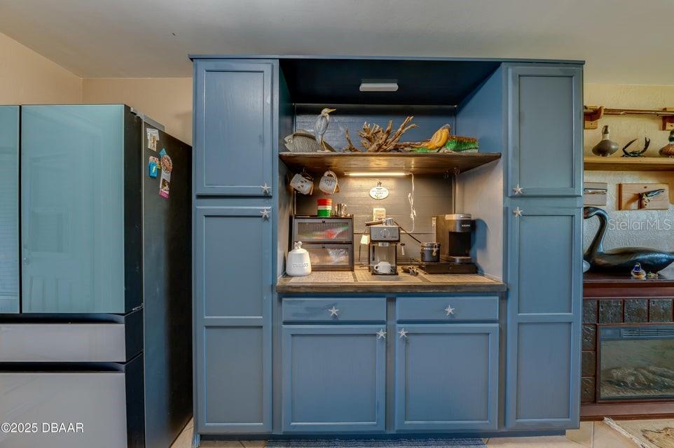 Image 23 of 44 For 29 Ocean Shore Drive