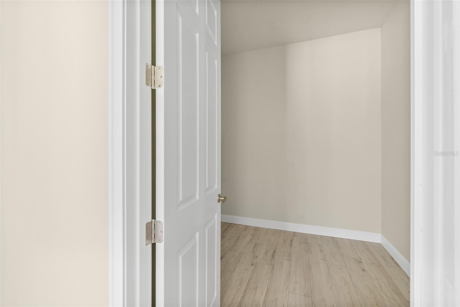 Image 20 of 32 For 1740 Hickory Lane