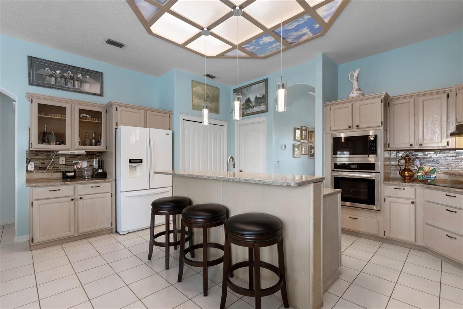 Image 16 of 71 For 10 Chelsea Court