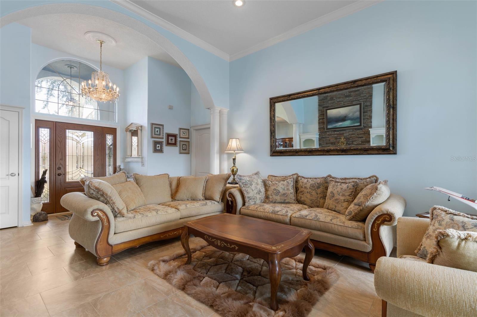 Image 6 of 71 For 10 Chelsea Court