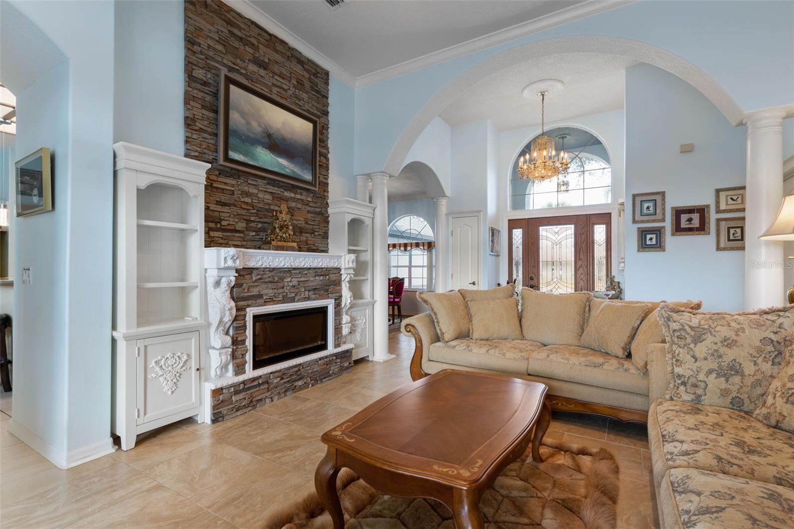 Image 7 of 71 For 10 Chelsea Court