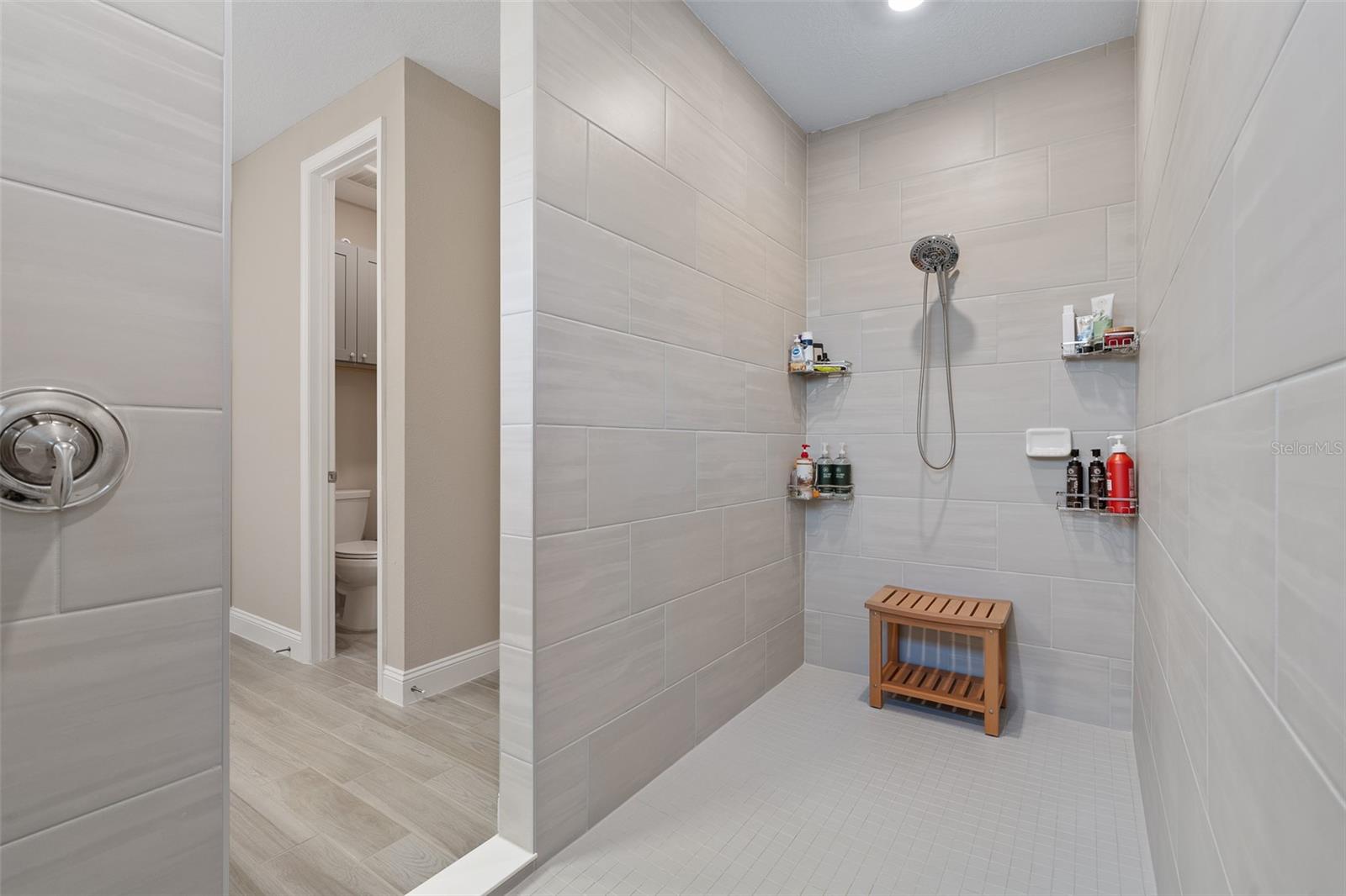 Image 27 of 62 For 2229 Oconnel Drive