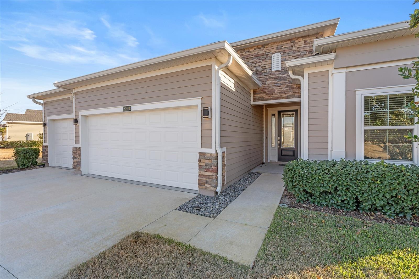 Image 3 of 62 For 2229 Oconnel Drive