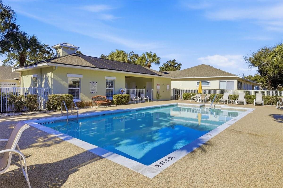 Image 33 of 53 For 75 Veranda Way 75