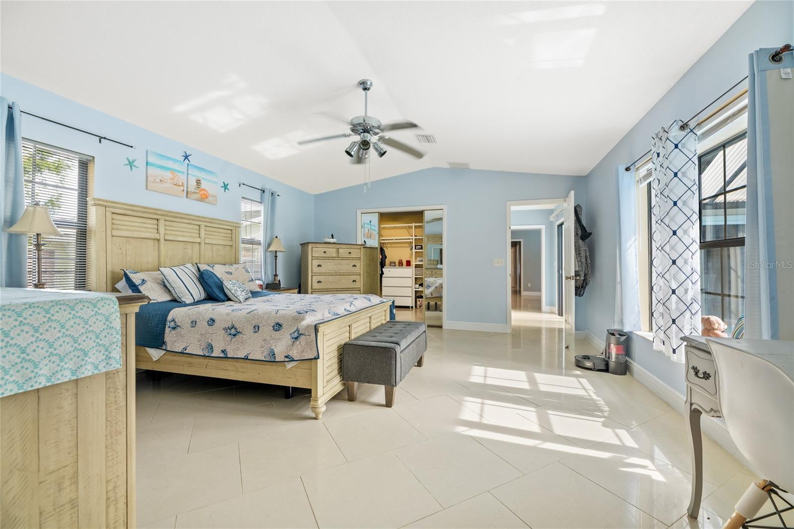 Image 25 of 45 For 55 Federal Ln