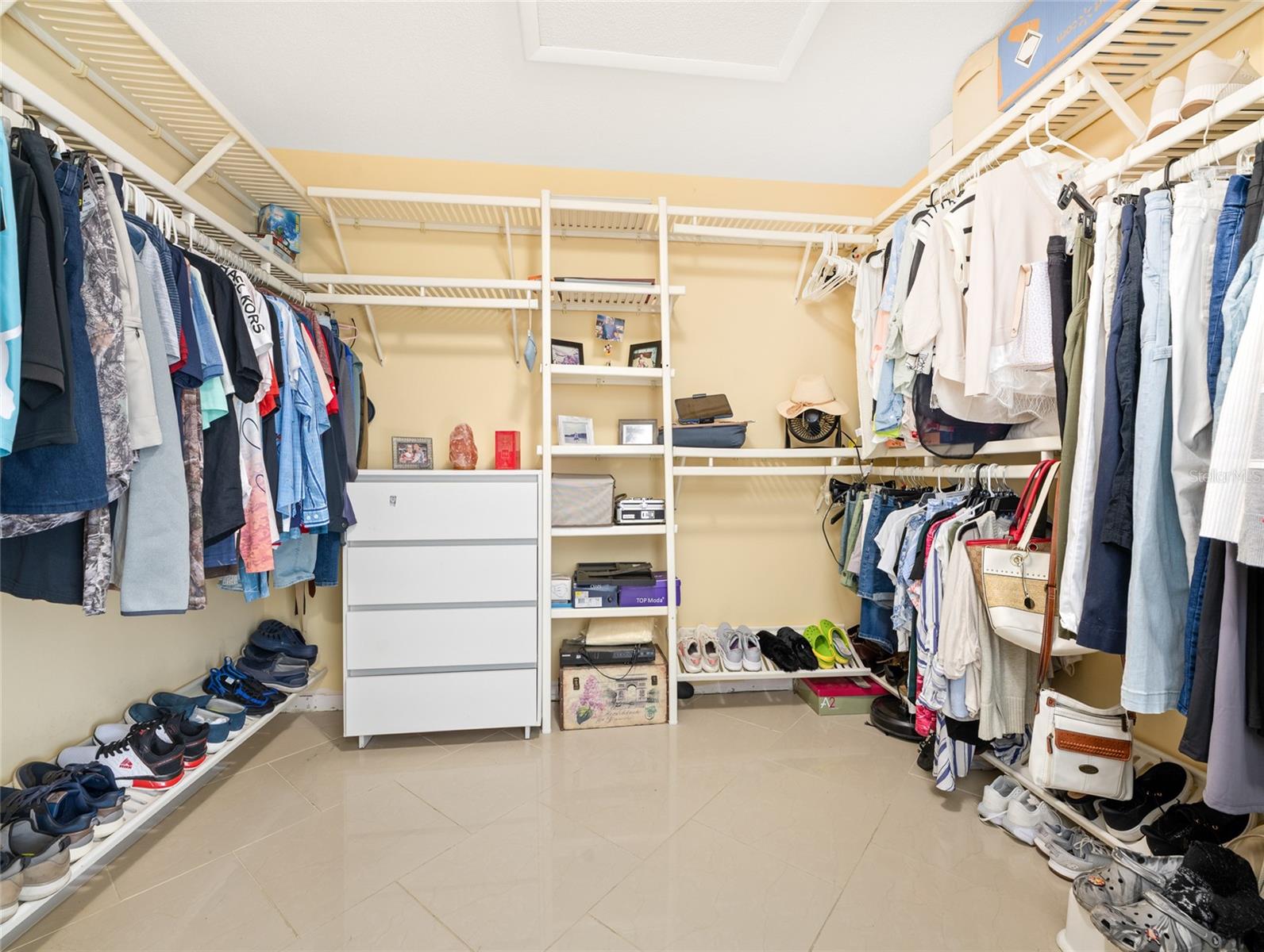 Image 26 of 45 For 55 Federal Ln