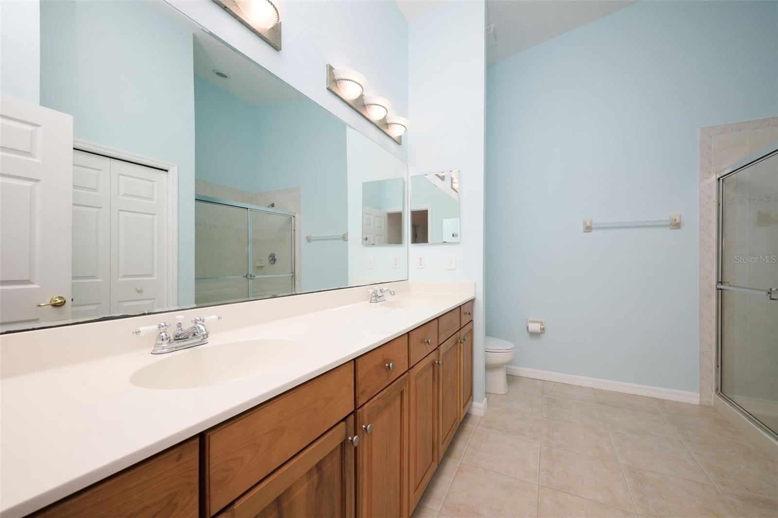 Image 15 of 30 For 1200 Canopy Walk Lane 1235