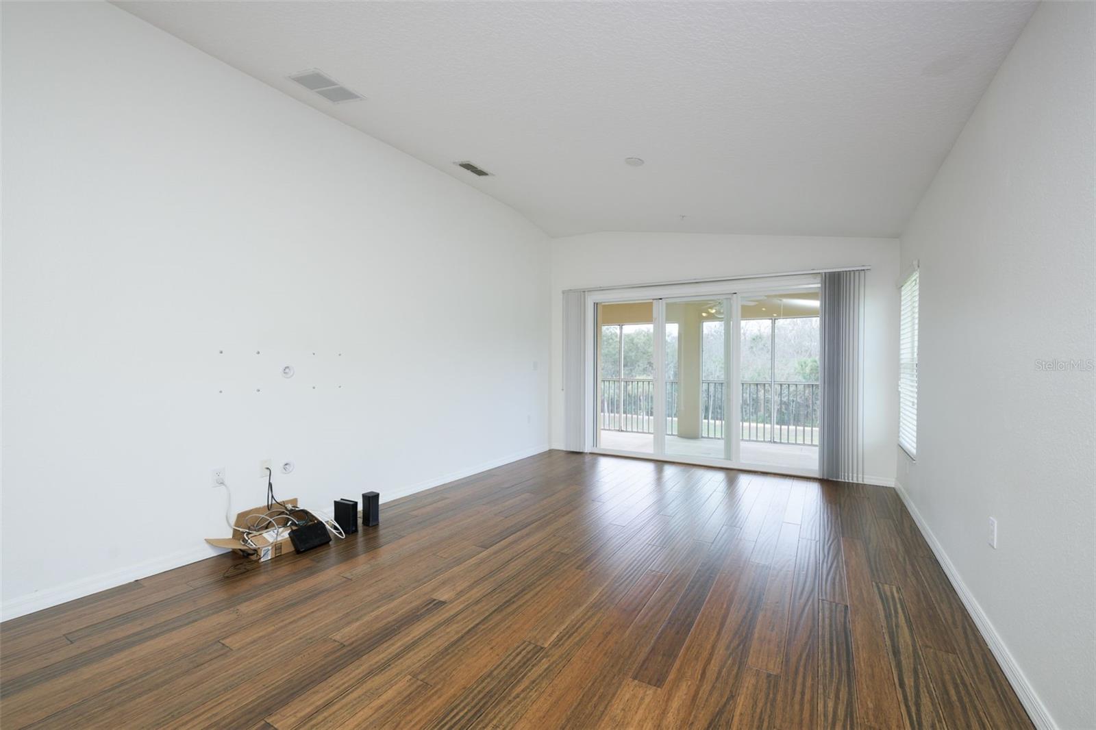 Image 8 of 30 For 1200 Canopy Walk Lane 1235