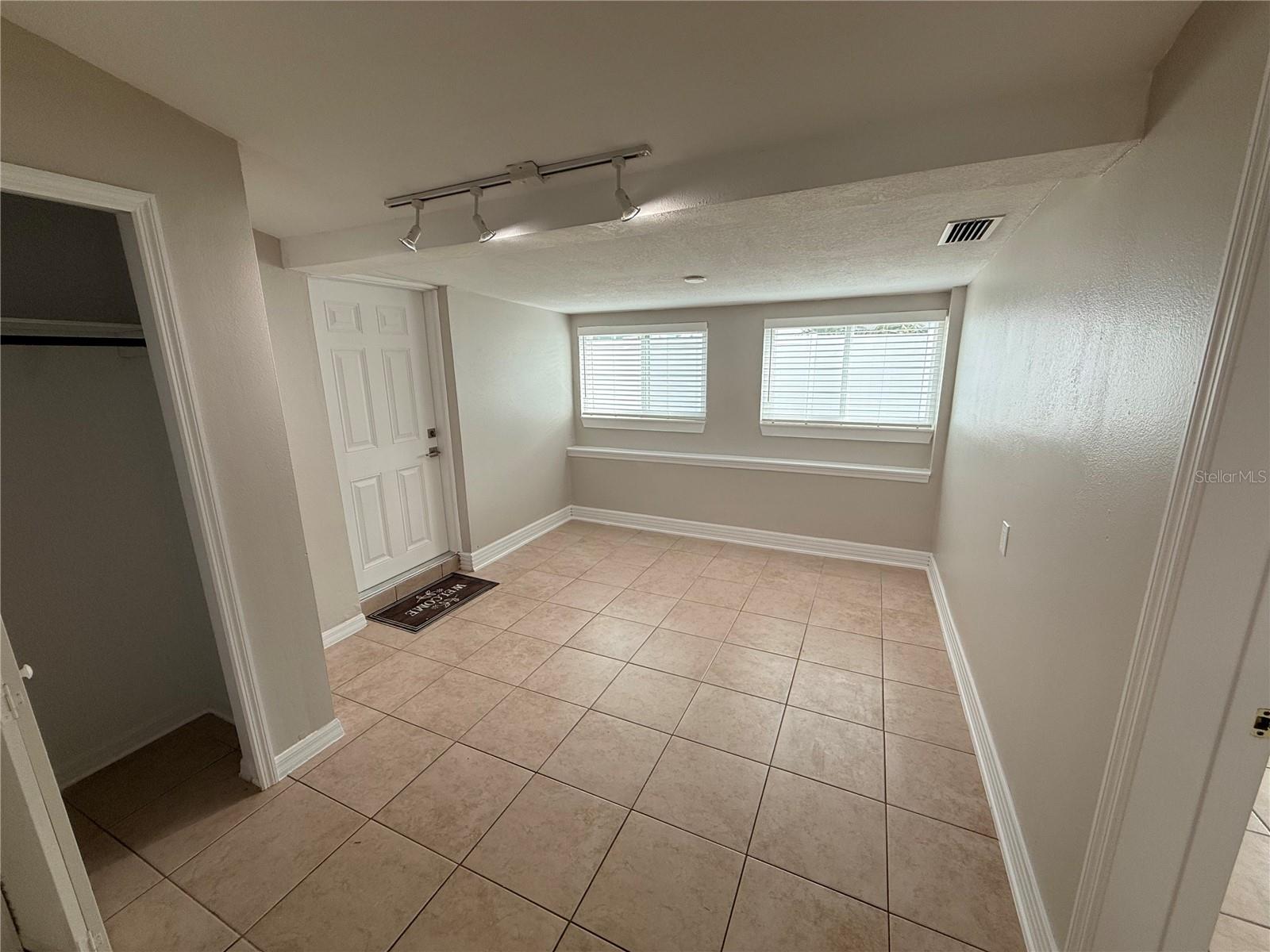 Image 11 of 17 For 2223 Central Avenue